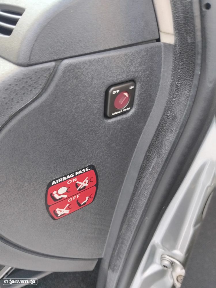 Citroën C3 1.4 HDi Airdream Exclusive - 26