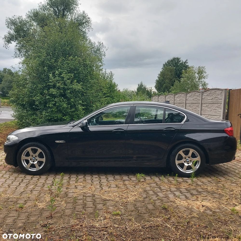 BMW Seria 5 520d Modern Line - 4