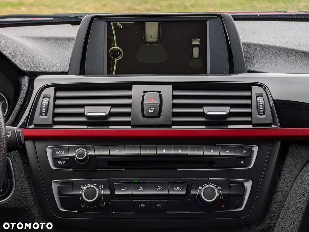 BMW Seria 3 316d Sport Line - 30