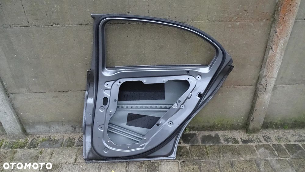 MERCEDES A-KLASA W176 - drzwi tylne prawe - 6