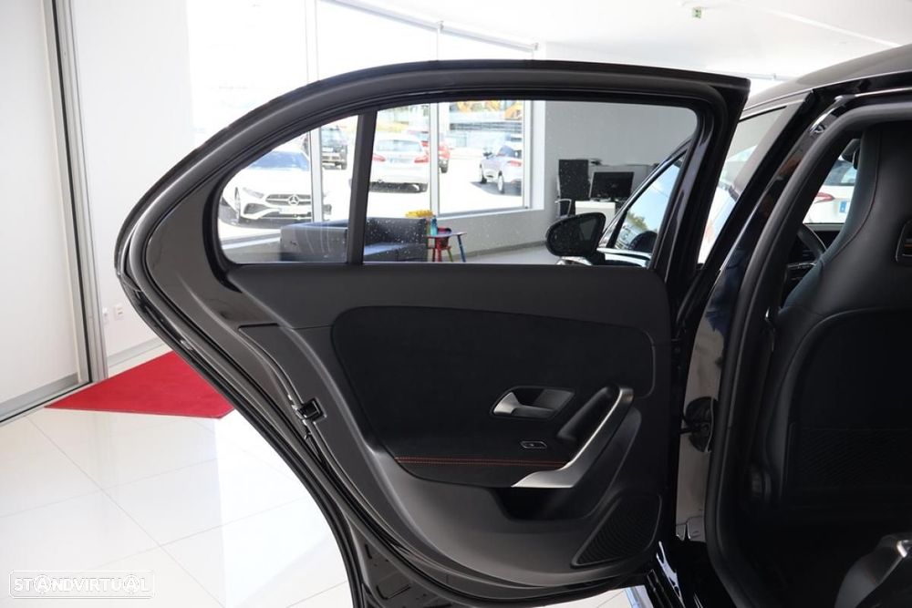 Mercedes-Benz A 250 e - 15