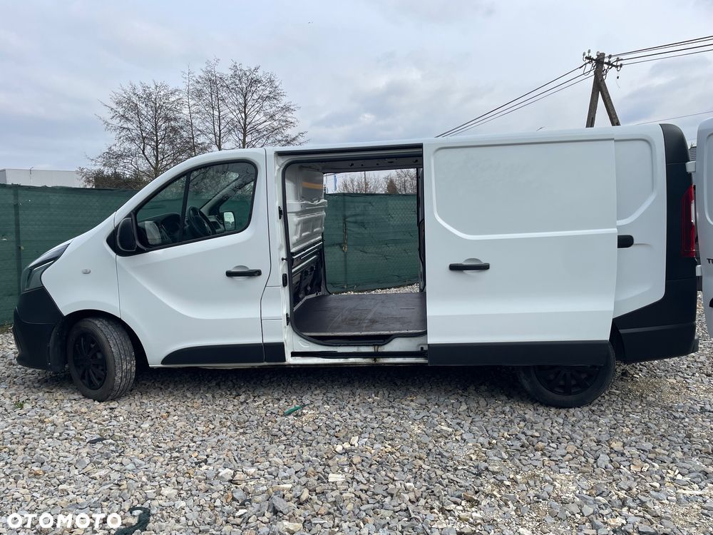 Renault Trafic - 1