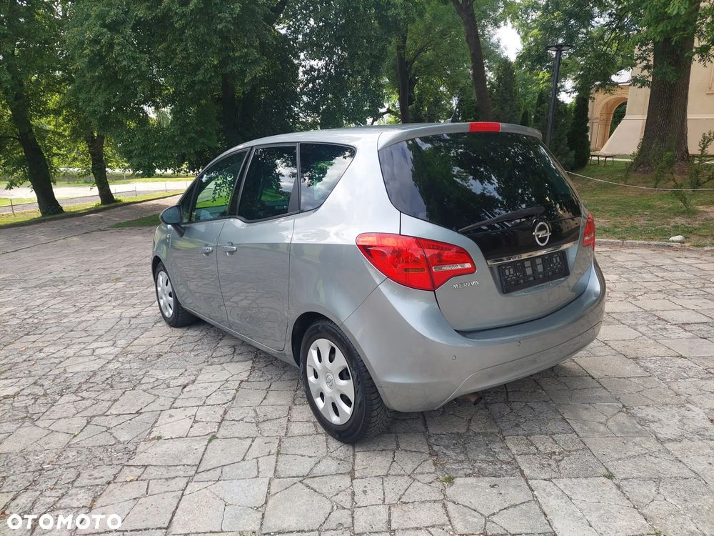Opel Meriva - 9