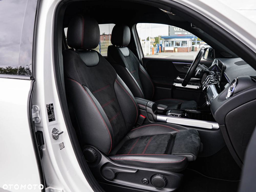 Mercedes-Benz GLB 200 7G-DCT Edition AMG Line - 26