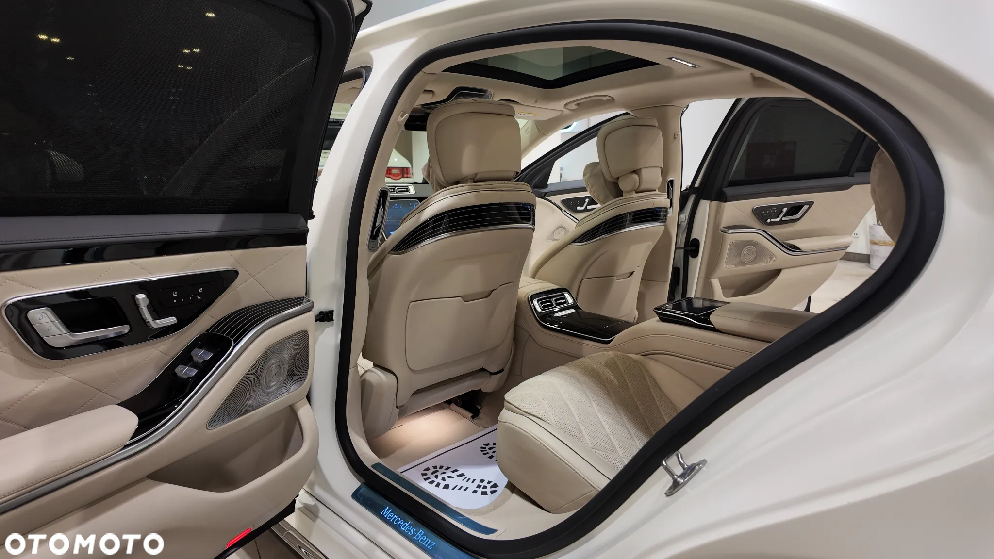 Mercedes-Benz Klasa S 580 4Matic 9G-TRONIC - 27