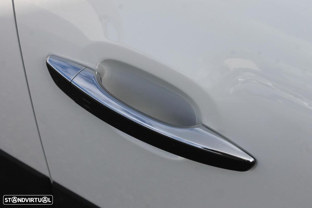 Citroën C3 1.2 PureTech Shine - 34