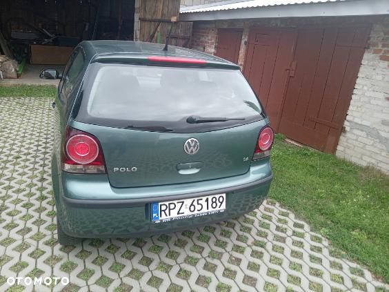 Volkswagen Polo 1.4 16V Basis - 6