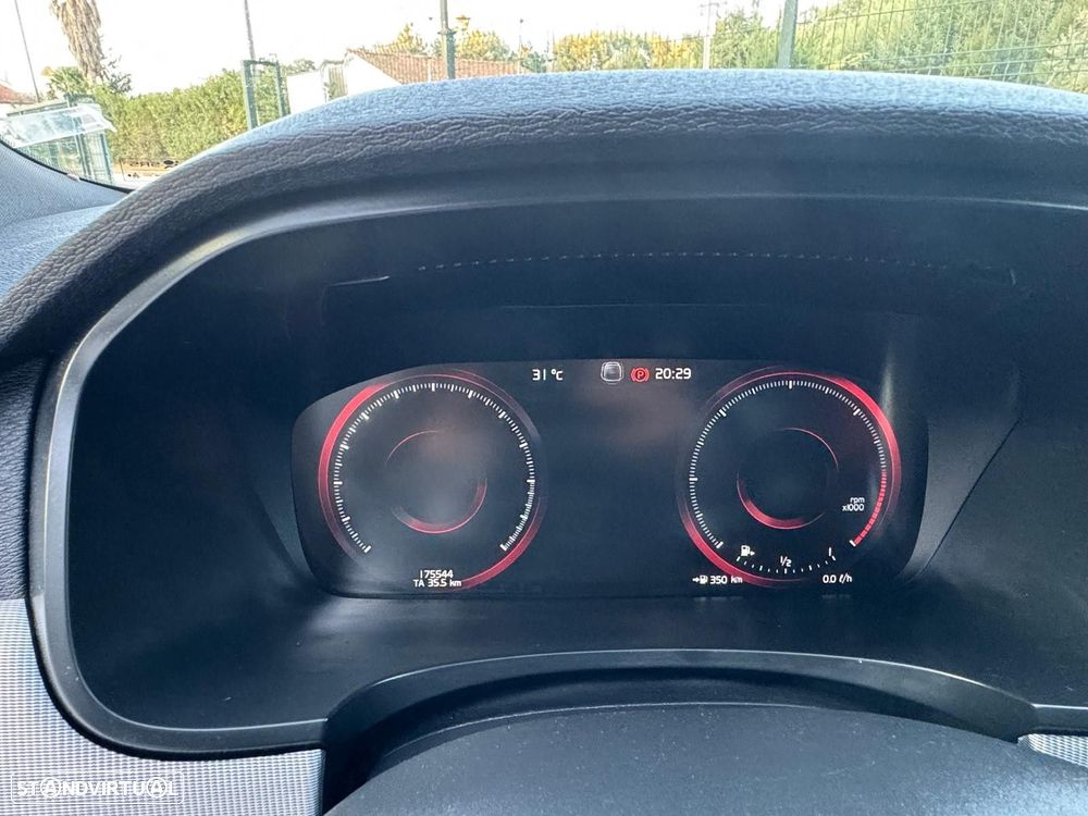 Volvo S90 2.0 D4 R-Design Geartronic - 34