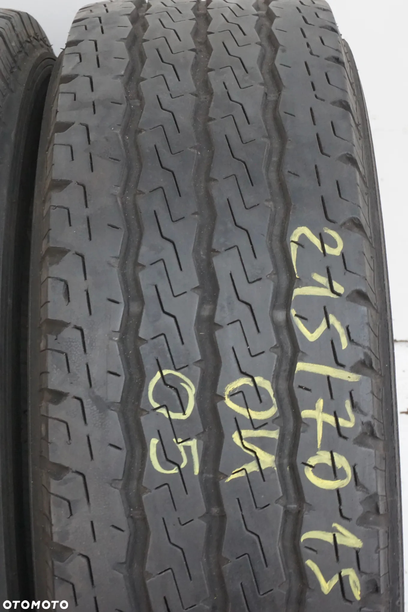 215 70 15C Firestone Vanhawk - 4