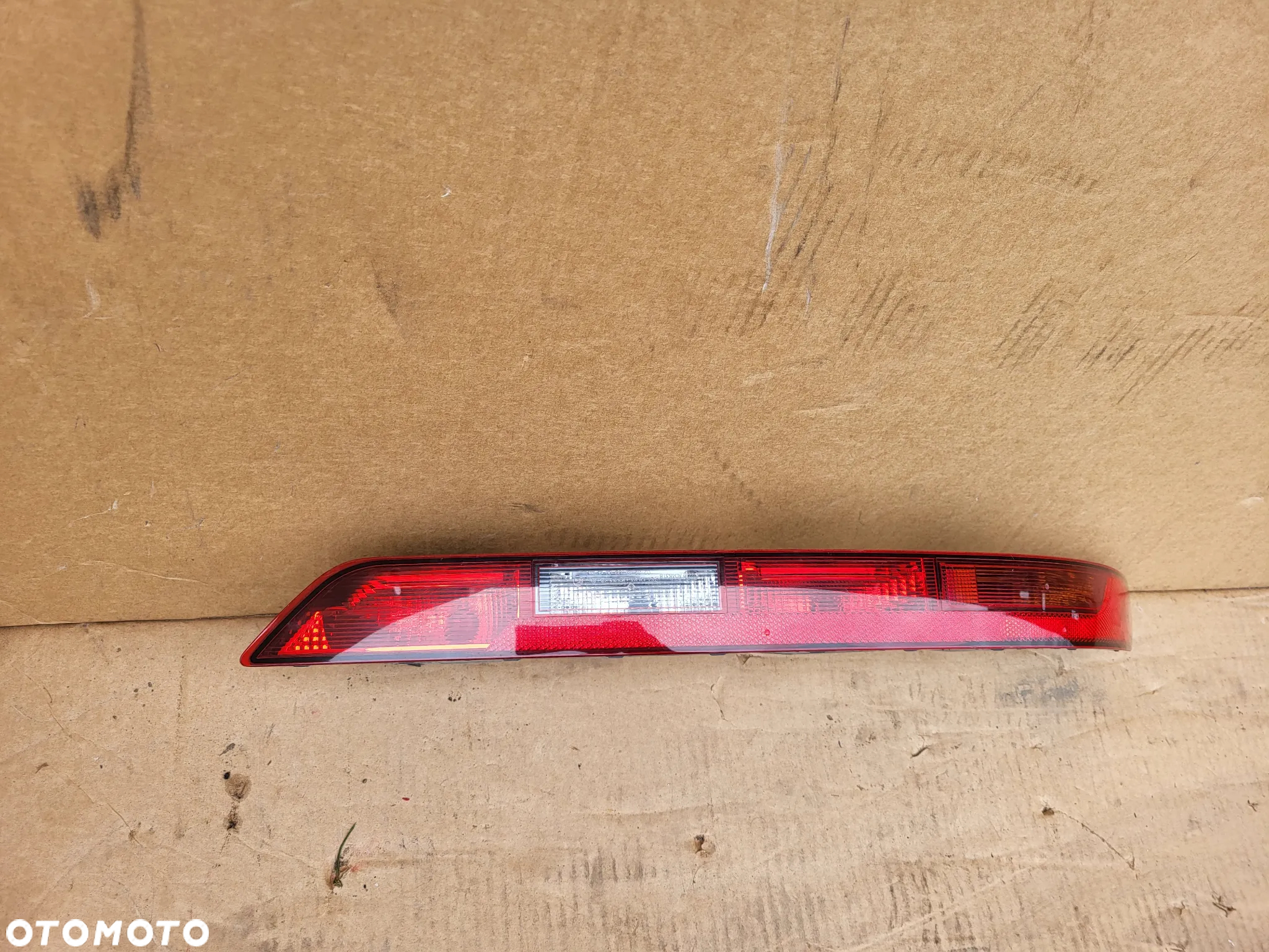 LAMPA TYL W ZDERZAK AUDI Q5 II 80A945070B 80A945069B - 24