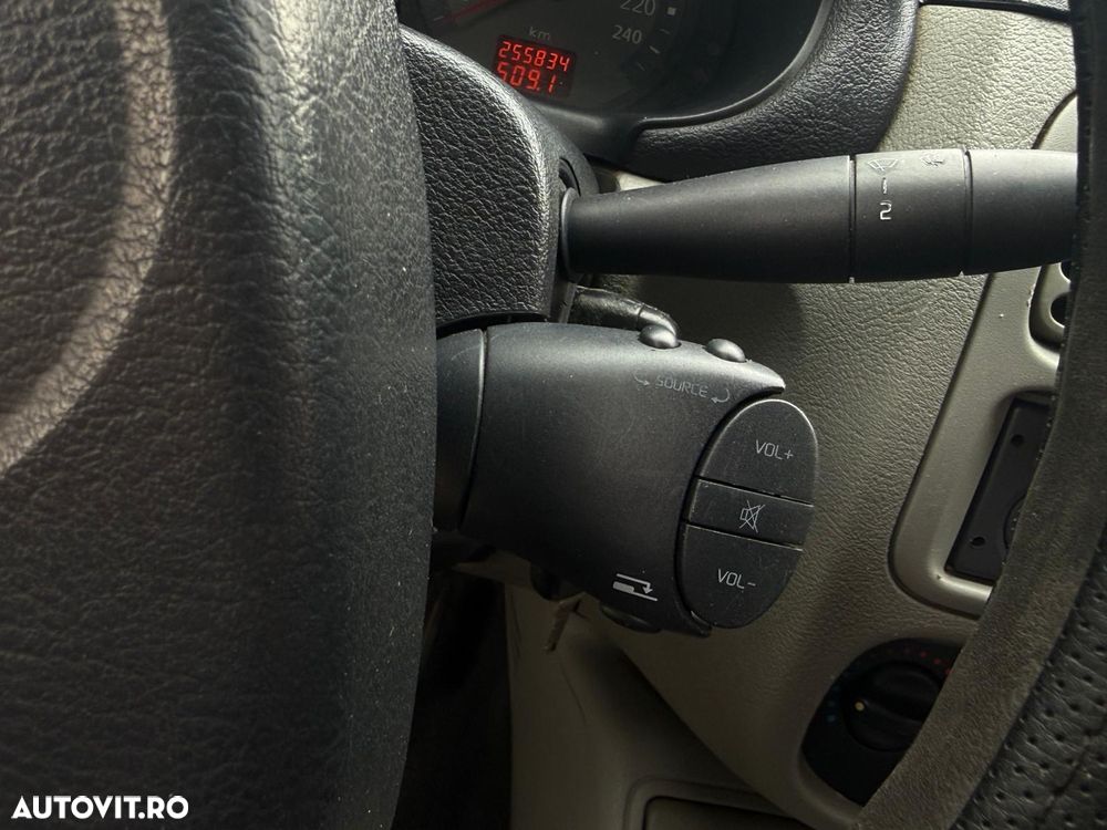 Renault Clio - 14