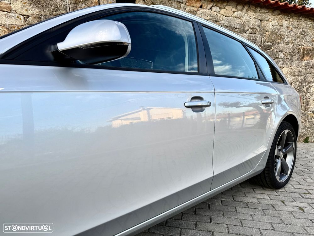 Audi A4 Avant 2.0 TDI Business Line Sport - 12