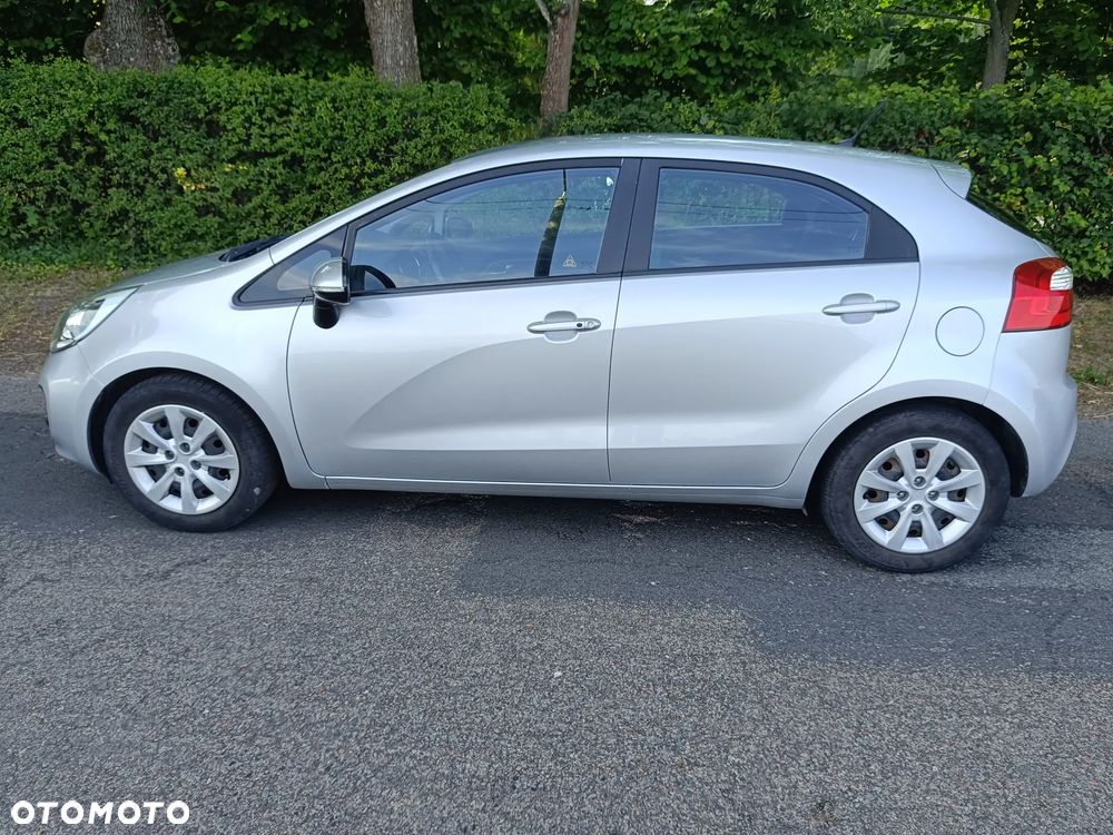 Kia Rio 1.2 XL - 6