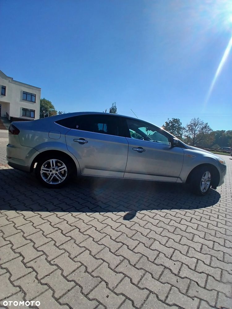 Ford Mondeo 1.8 TDCi Ghia - 8