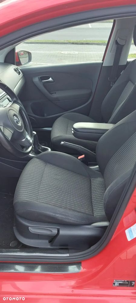 Volkswagen Polo - 13