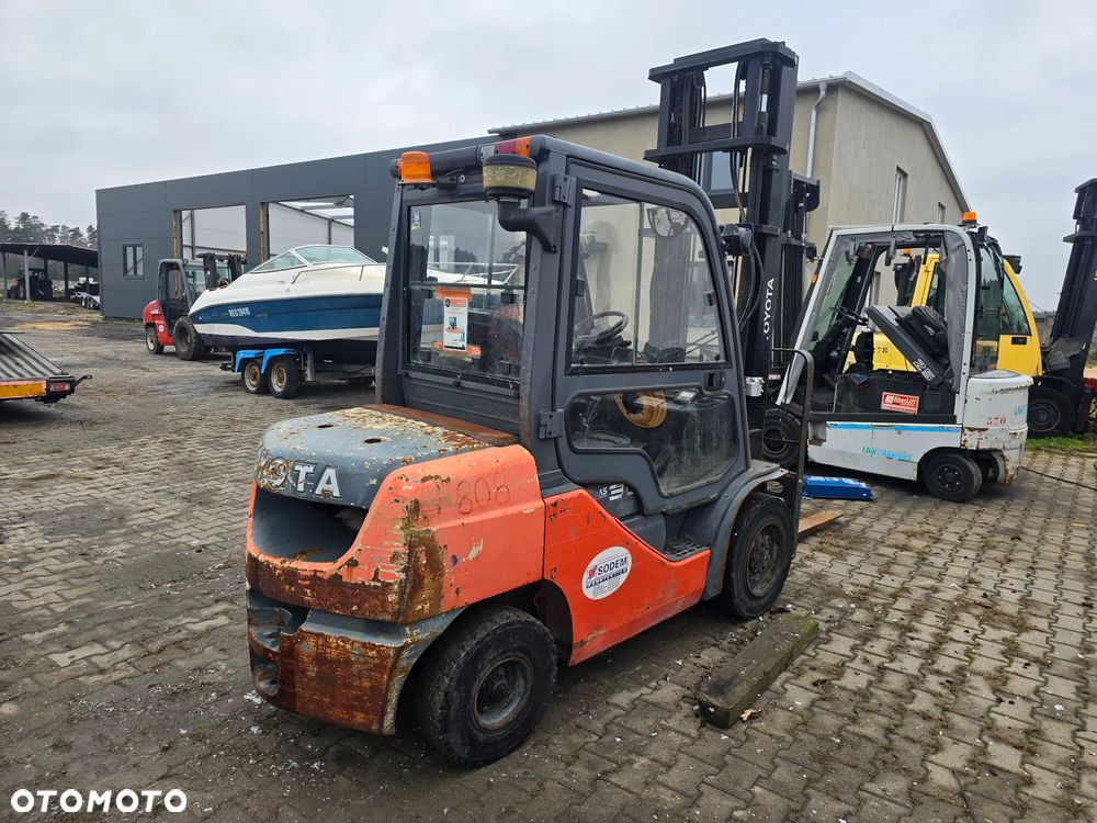 Toyota 02 8FDF30 - 3