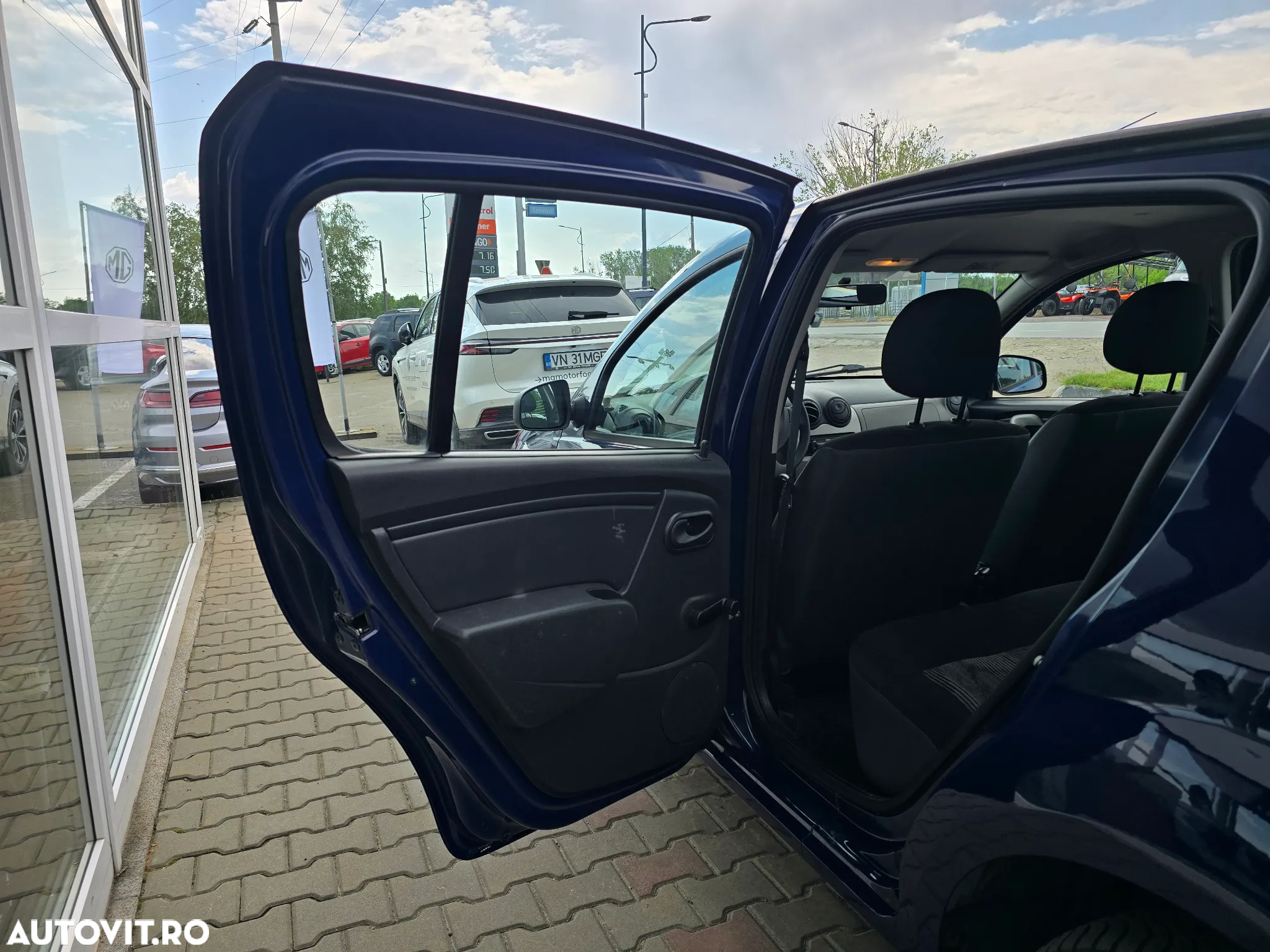 Dacia Sandero 1.2 16V - 14