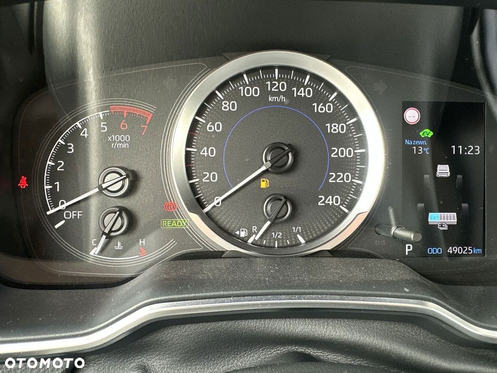 Toyota Corolla 1.8 Hybrid Active - 18
