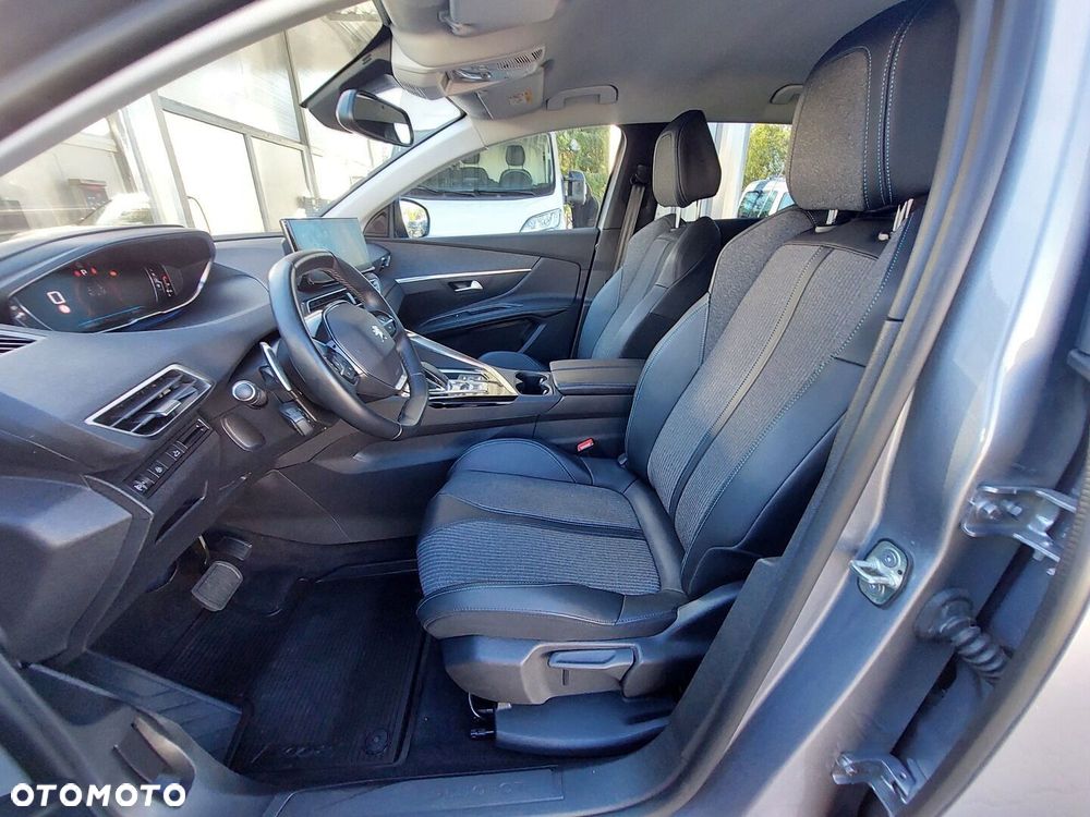 Peugeot 3008 1.2 PureTech Allure Pack S&S EAT8 - 11