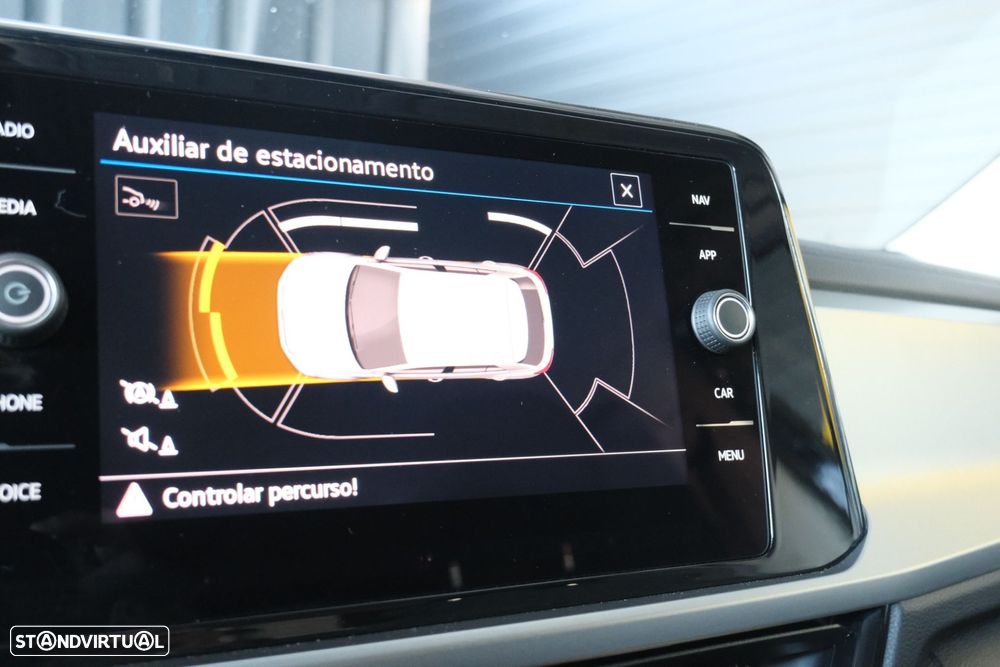 VW T-Roc 2.0 TDI Urban - 27
