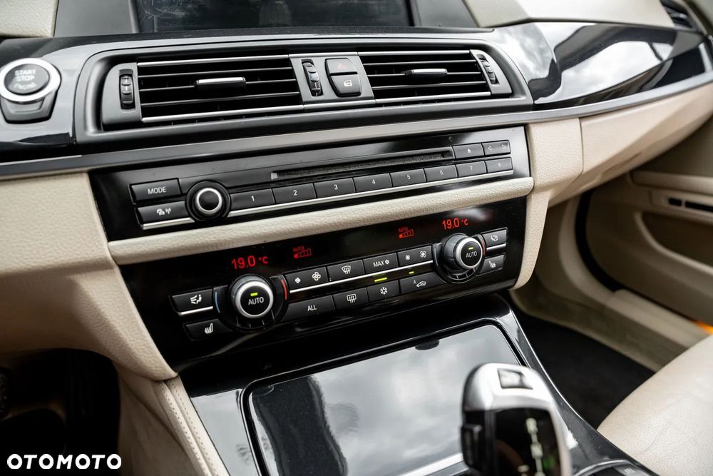 BMW Seria 5 - 30