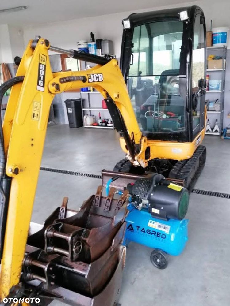 JCB 8016 - 6
