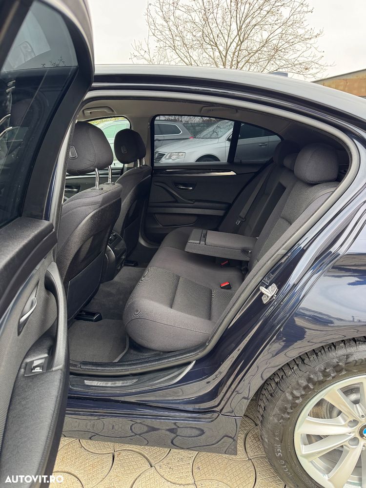 BMW Seria 5 520d Efficient Dynamics Edition Aut. Sport Line - 18