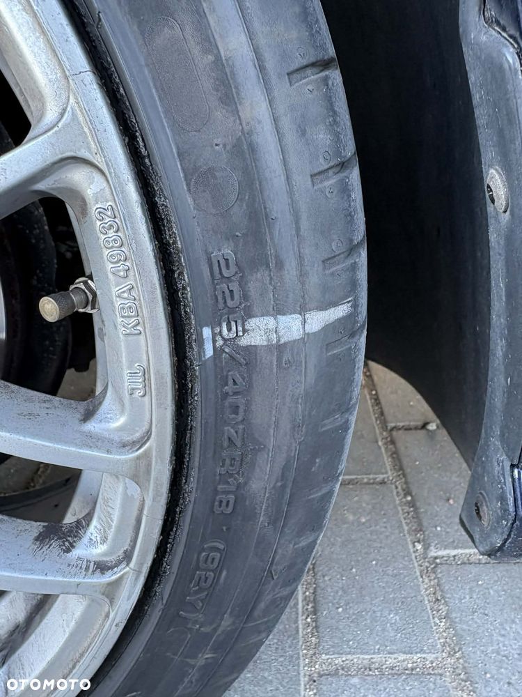 Volkswagen Golf 1.6 TDI DPF BlueMotion Technology Comfortline - 22