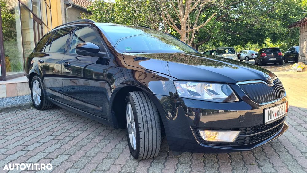 Skoda Octavia 2.0 TDI ELEGANCE - 26
