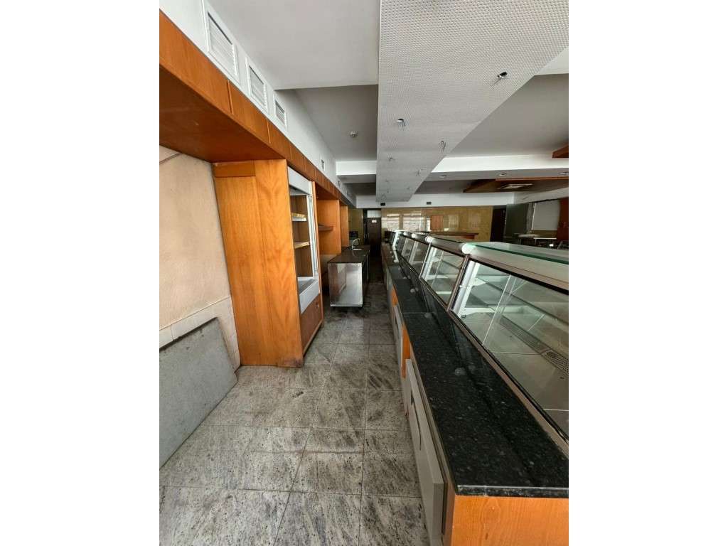 Excelente loja para venda em Vila Nova de Gaia . - Grande imagem: 2/23