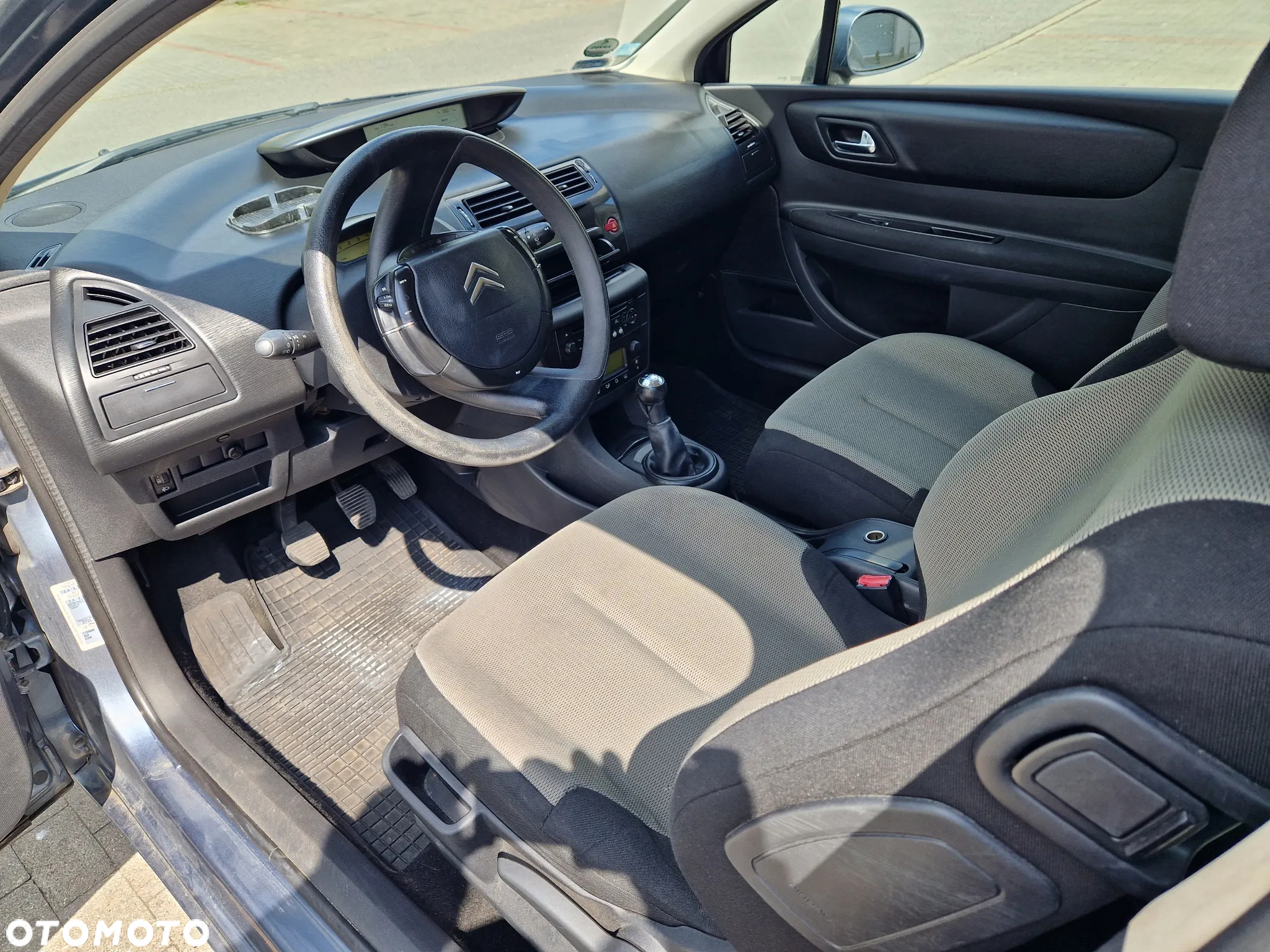 Citroën C4 1.6 16V Impress - 9