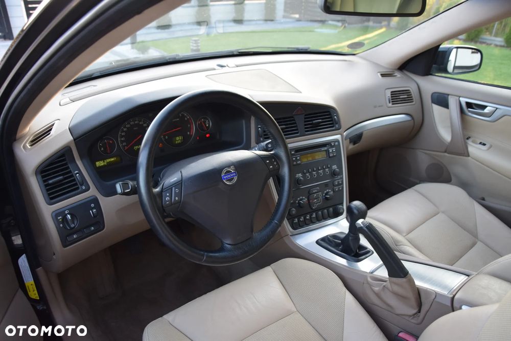 Volvo S60 2.4 Momentum - 22