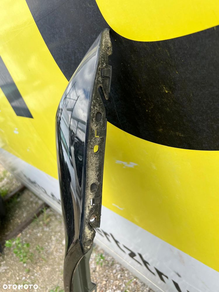 Błotnik prawy przód przedni Mercedes W203 (197U) - 4