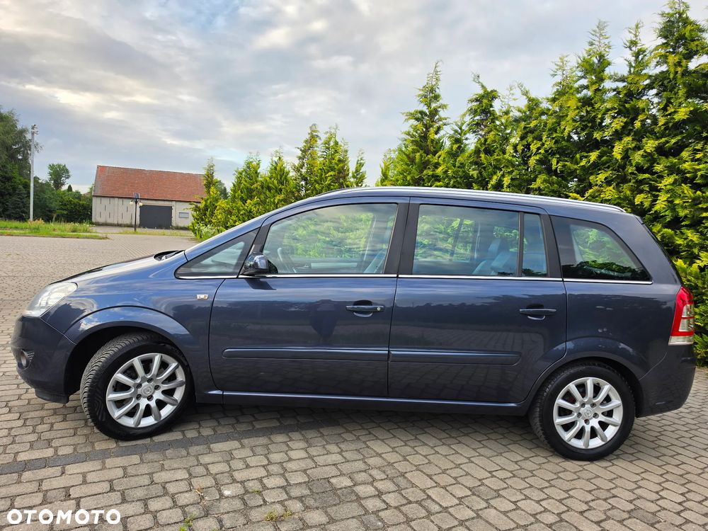 Opel Zafira 1.8 Innovation 110 Jahre - 13