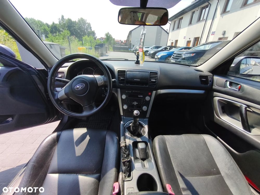 Subaru Legacy 2.0R GL - 10