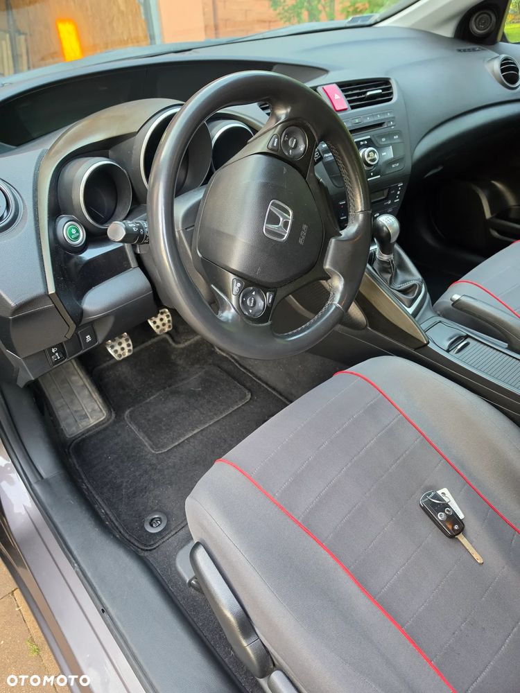 Honda Civic 1.4 Sport - 8
