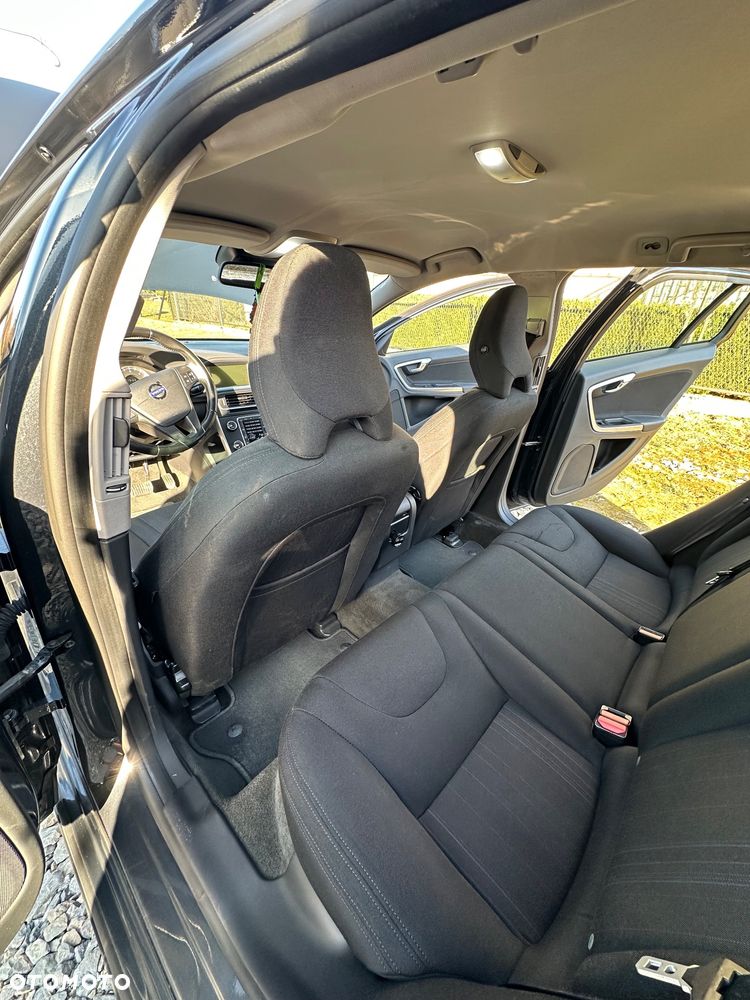 Volvo V60 - 14