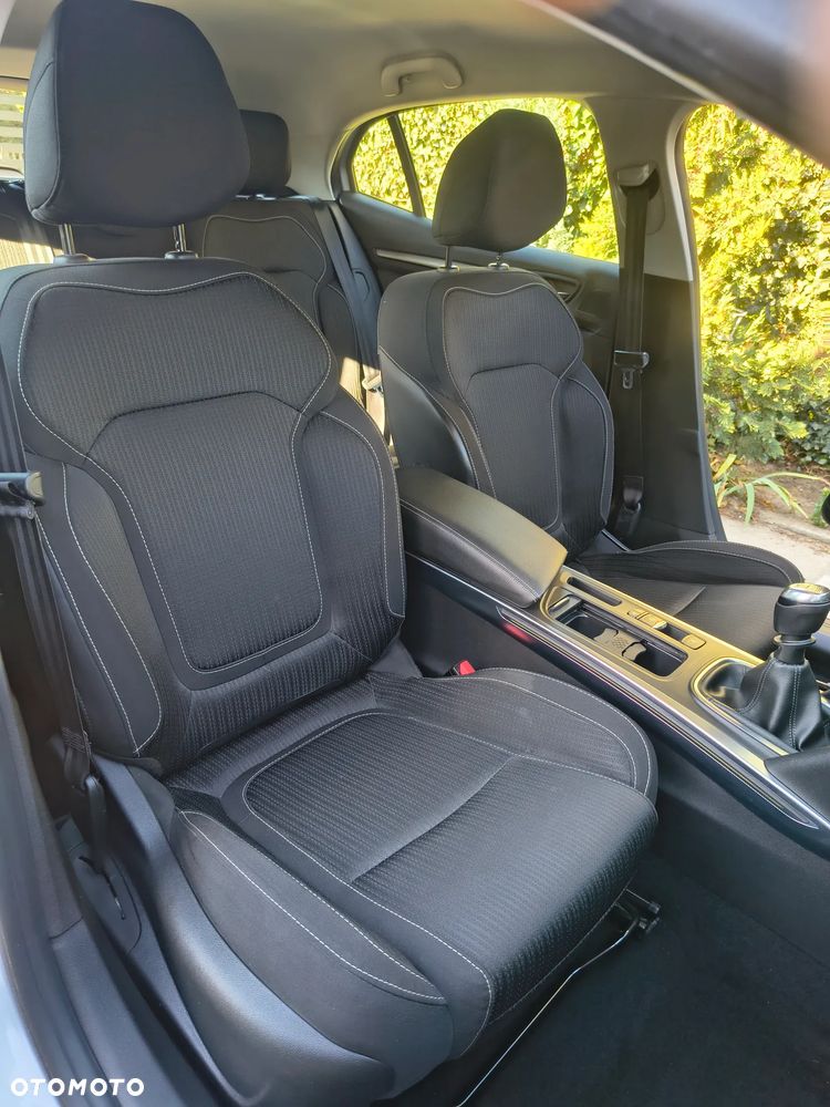 Renault Megane 1.5 Blue dCi Intens - 19