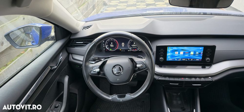 Skoda Octavia Combi 2.0 TDI DSG Ambition - 11