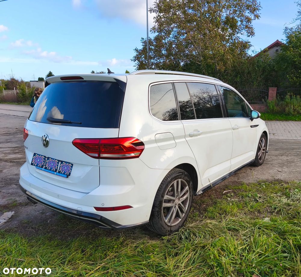 Volkswagen Touran - 3