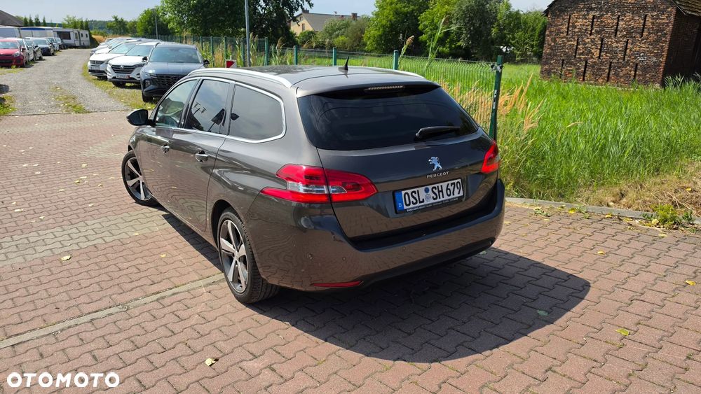 Peugeot 308 BlueHDi FAP 150 Stop & Start Allure - 23