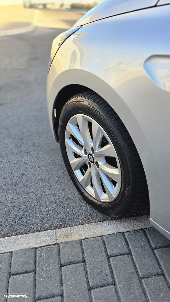 Renault Clio 2022 photo 5