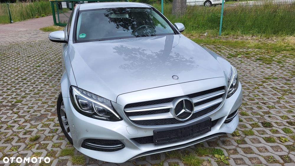 Mercedes-Benz Klasa C 180 Avantgarde - 28