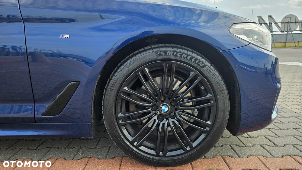 BMW Seria 5 520d xDrive M Sport sport - 6