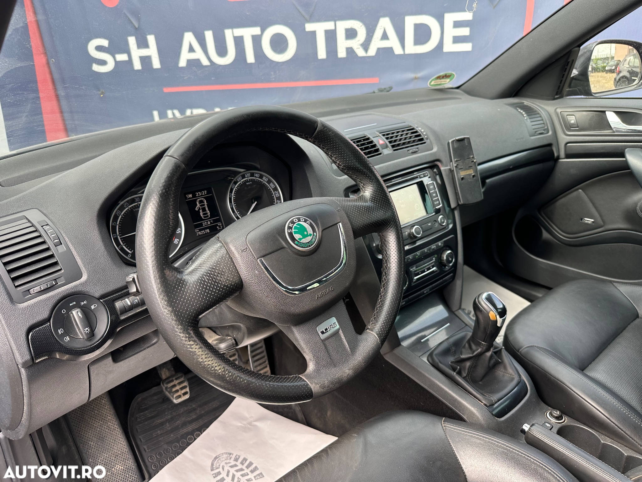 Skoda Octavia 2.0 TDI RS - 9
