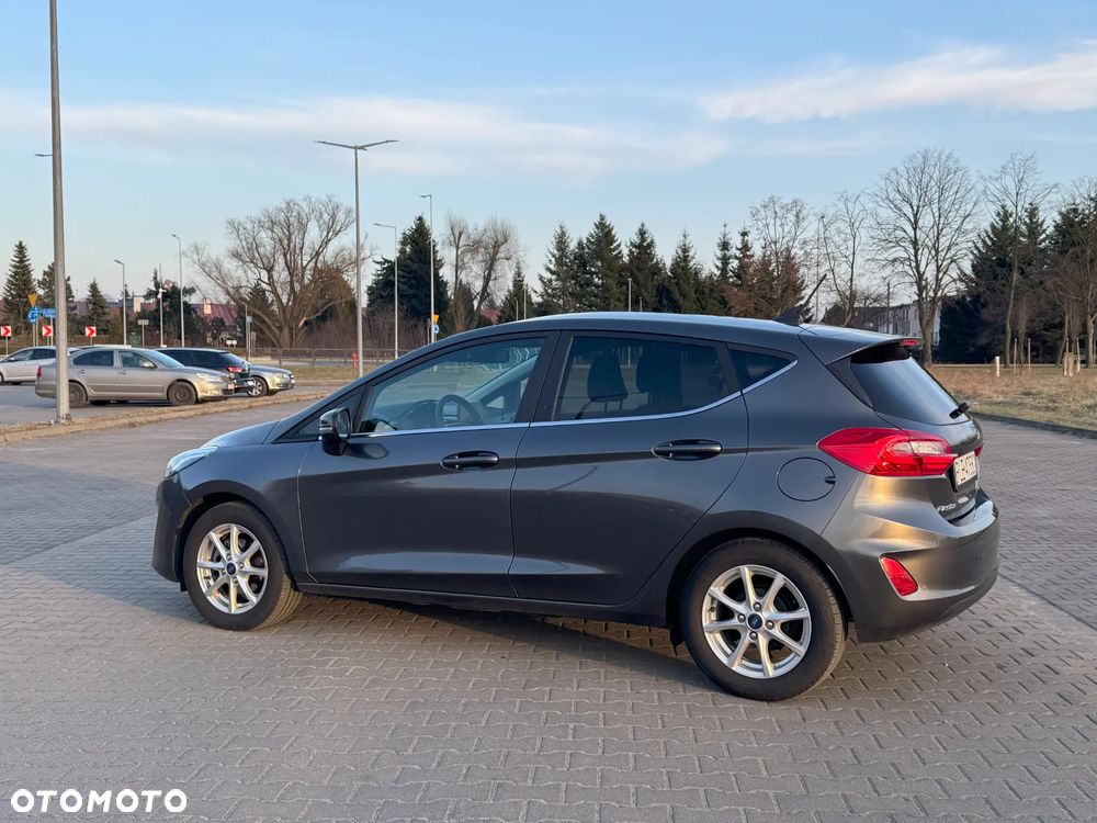 Ford Fiesta - 15