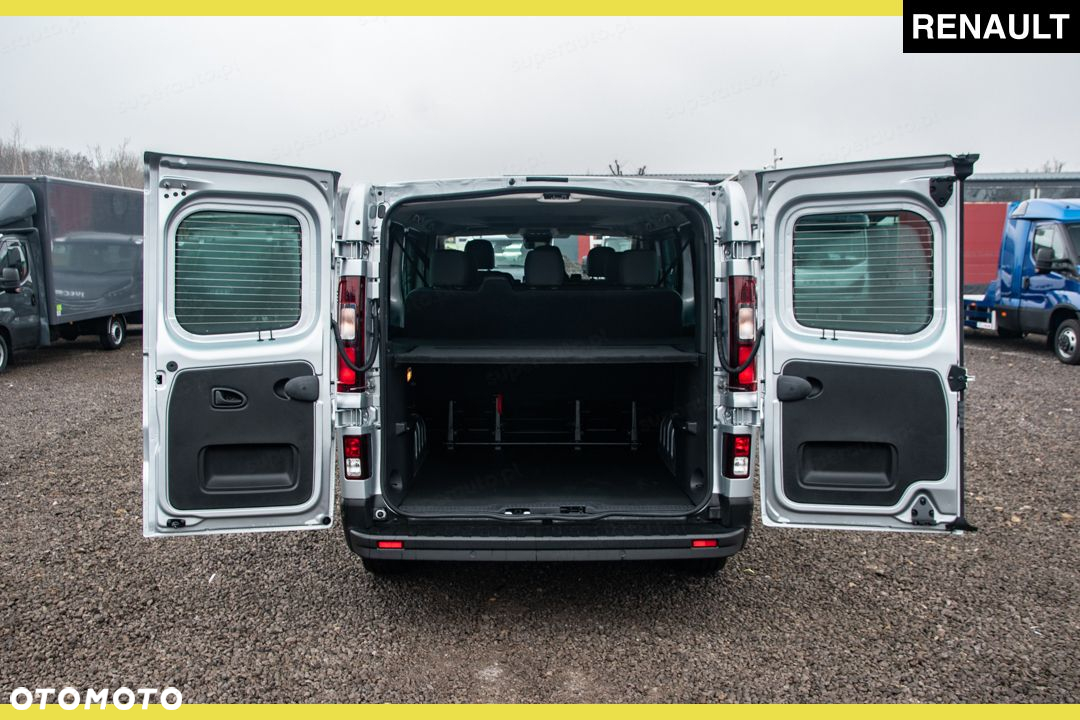 Renault Trafic - 10