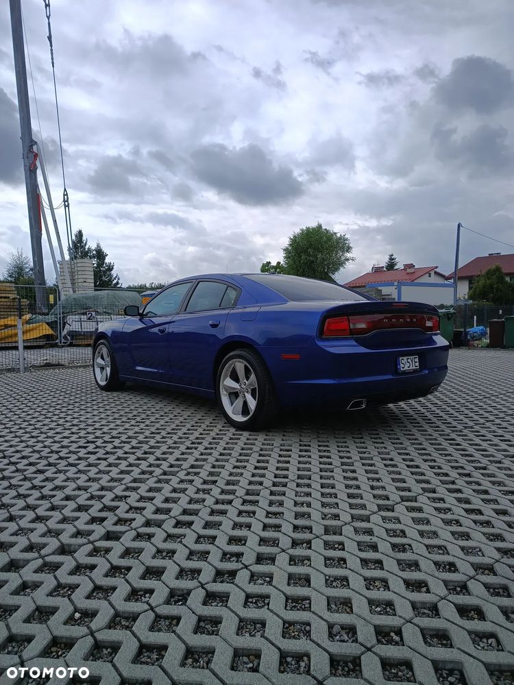 Dodge Charger - 3