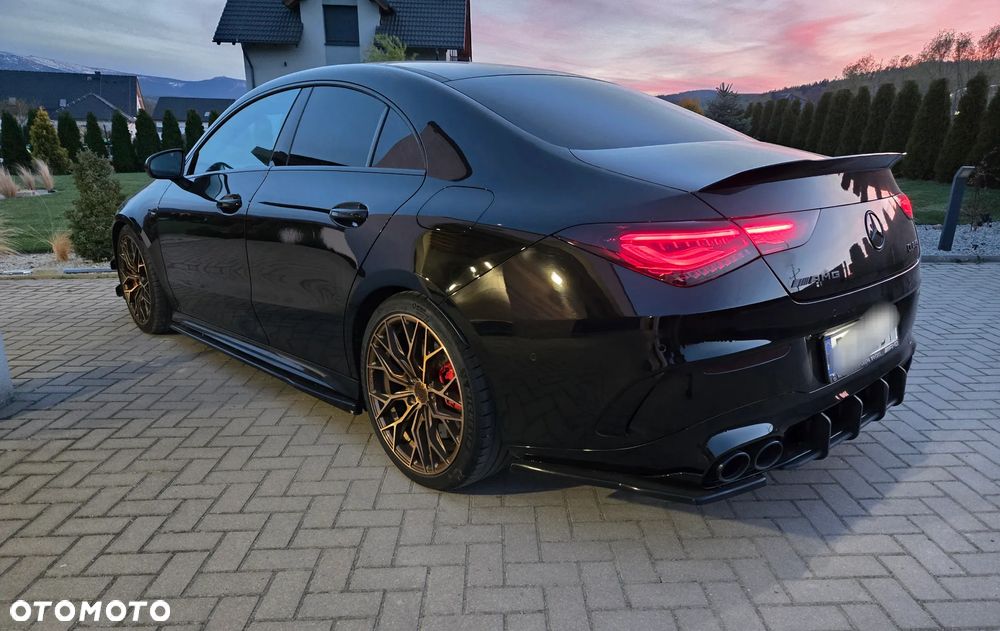 Mercedes-Benz CLA - 21