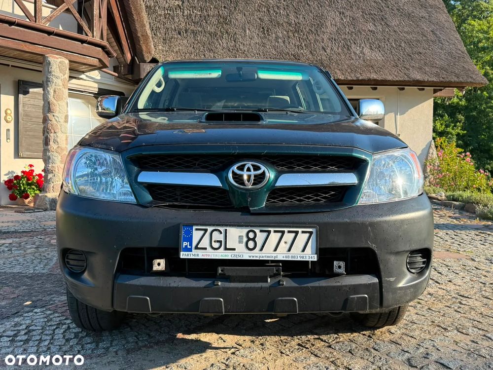 Toyota Hilux 2.5 D-4D DLX - 14